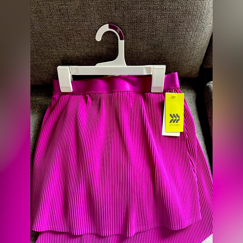 NWT Vibrant Pink Girls Skorts